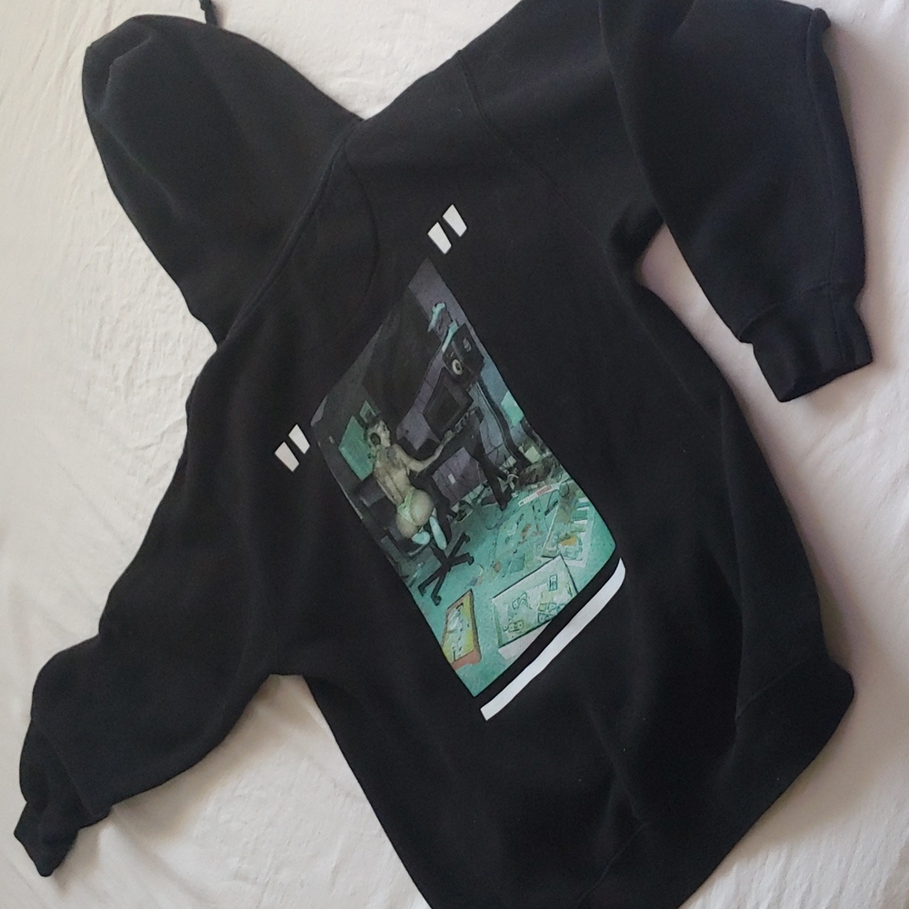 Zuni Sportswear "Centerfold" Hoodie